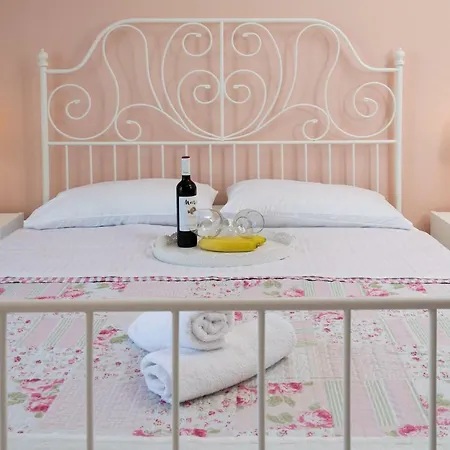 Casa Di Emma * Néa Péramos